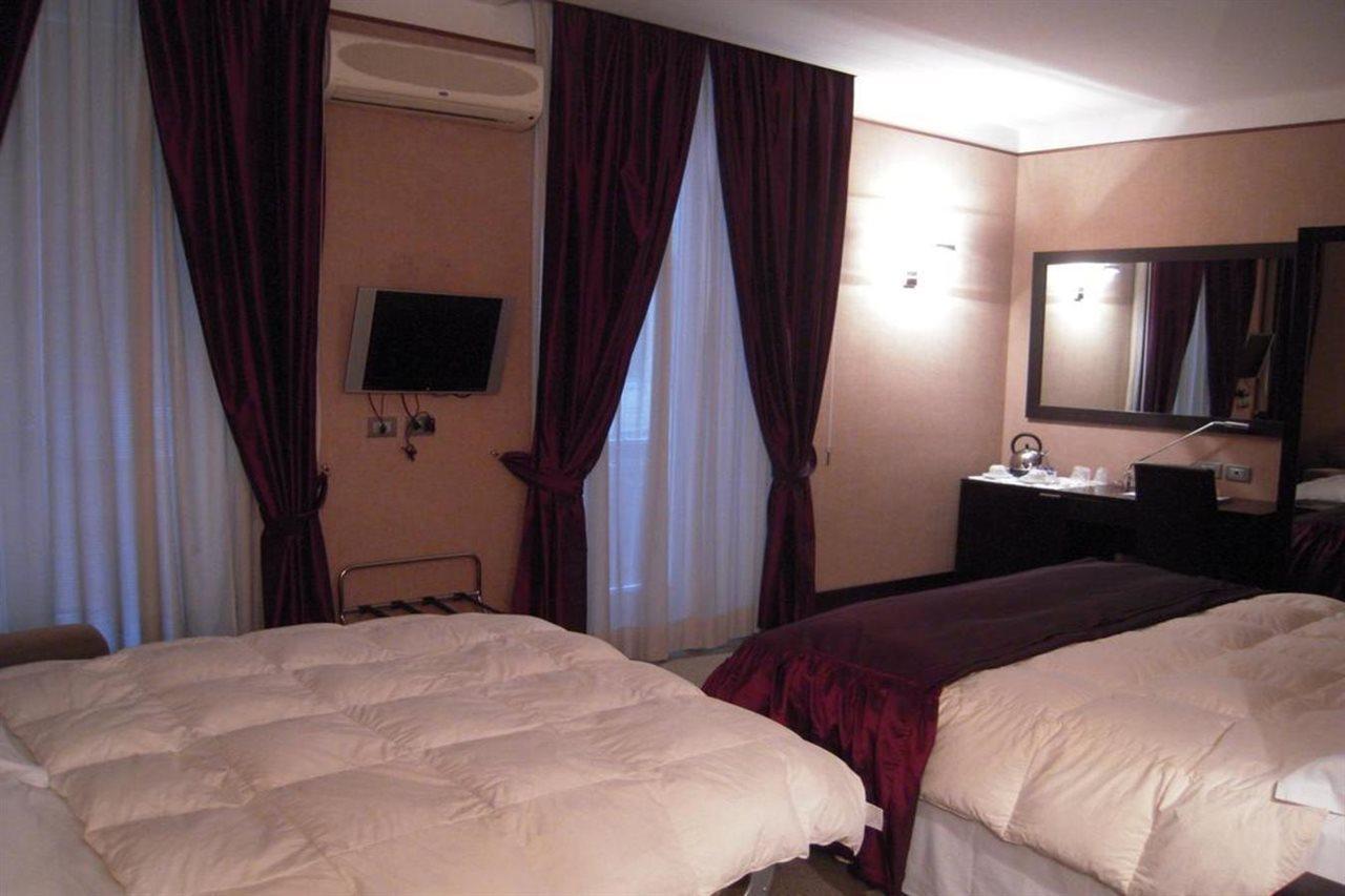 Mh Design Hotel Neapol Zewnętrze zdjęcie