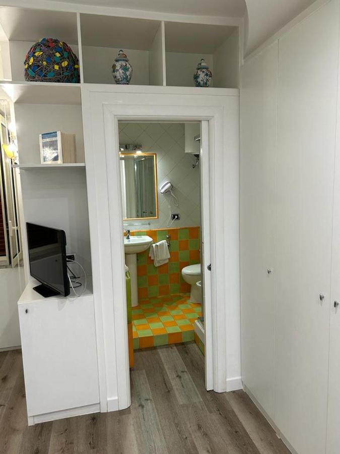 Mh Design Hotel Neapol Zewnętrze zdjęcie